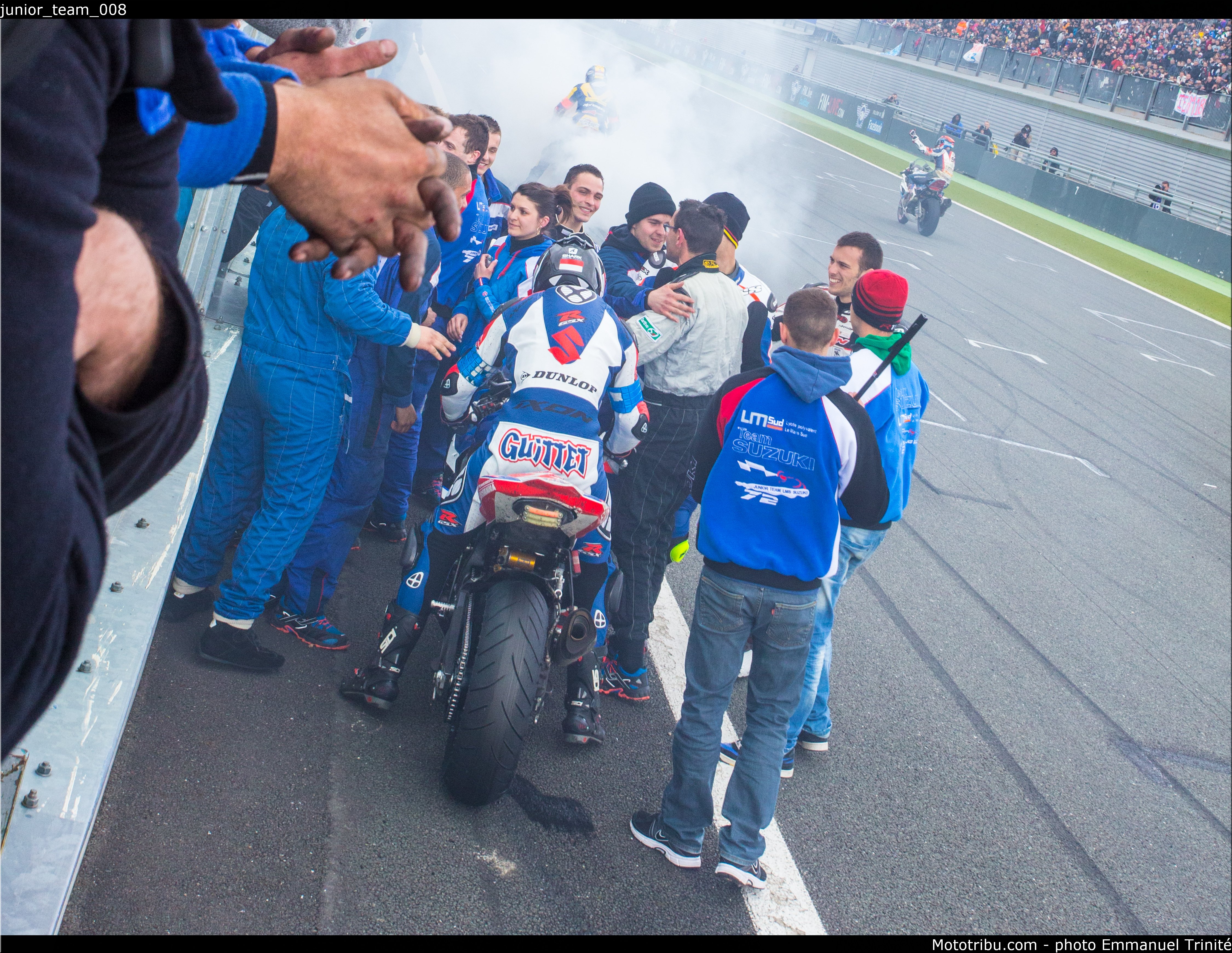 junior_team_008