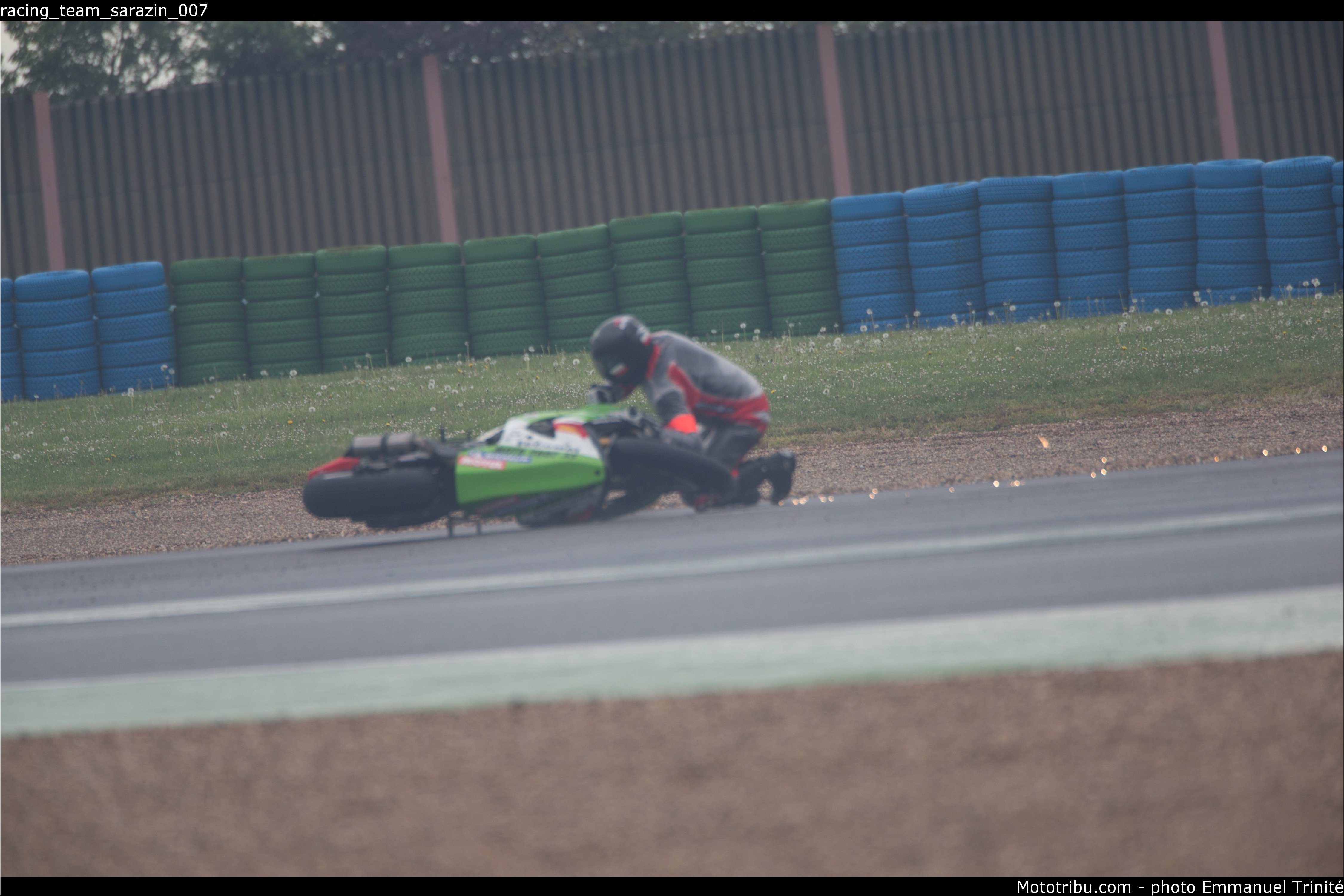 racing_team_sarazin_007