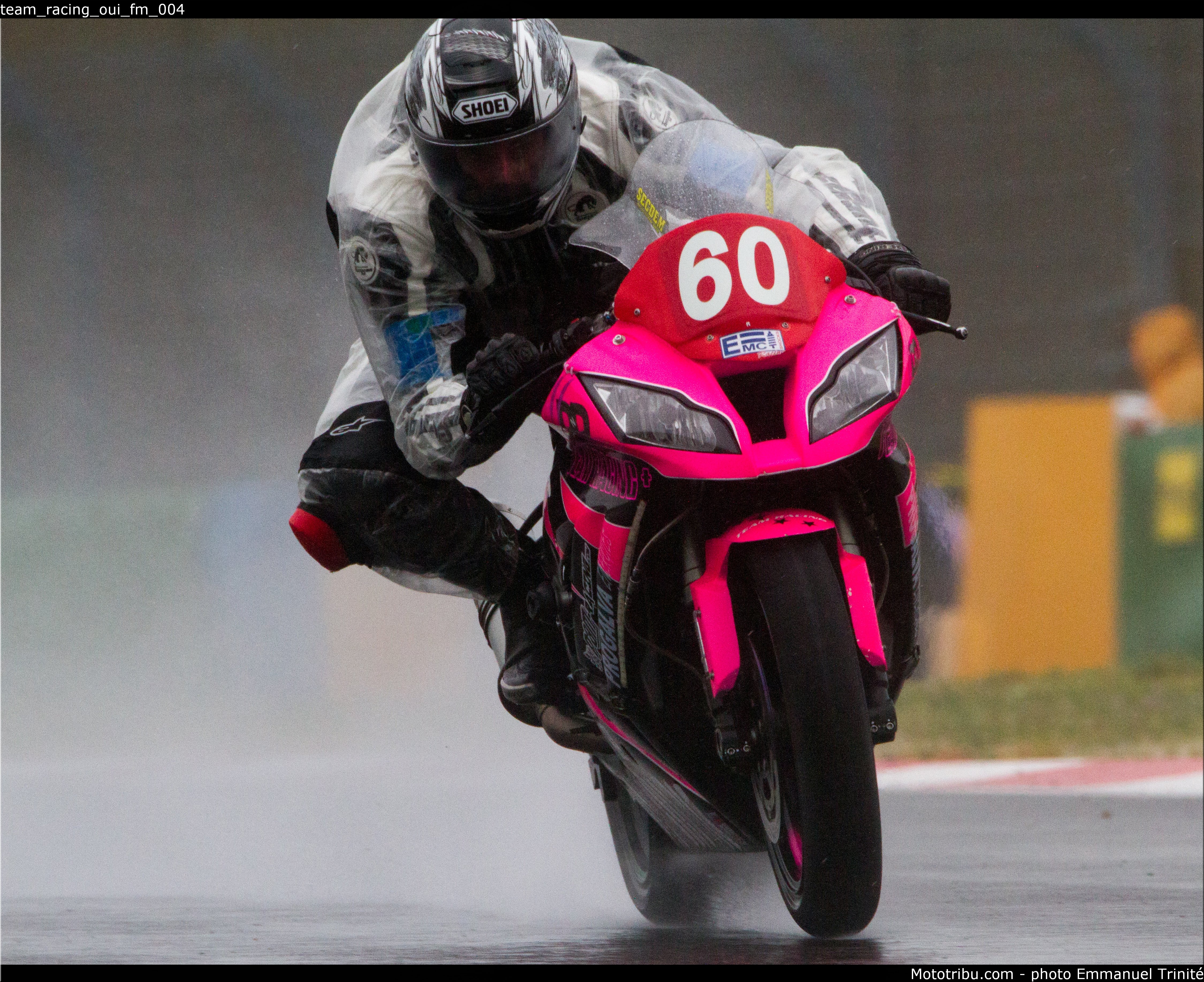 team_racing_oui_fm_004