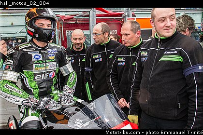 hall_motos_02_004.jpg