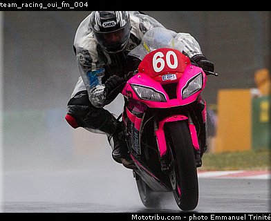 team_racing_oui_fm_004.jpg