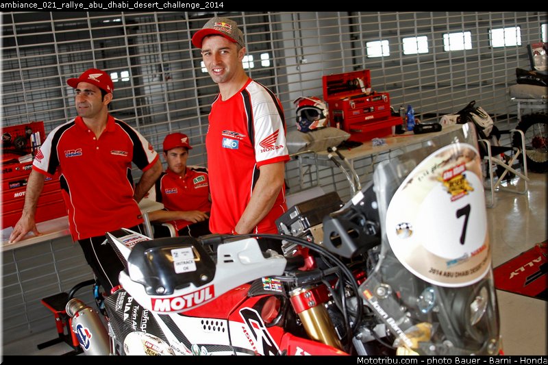 ambiance_021_rallye_abu_dhabi_desert_challenge_2014
