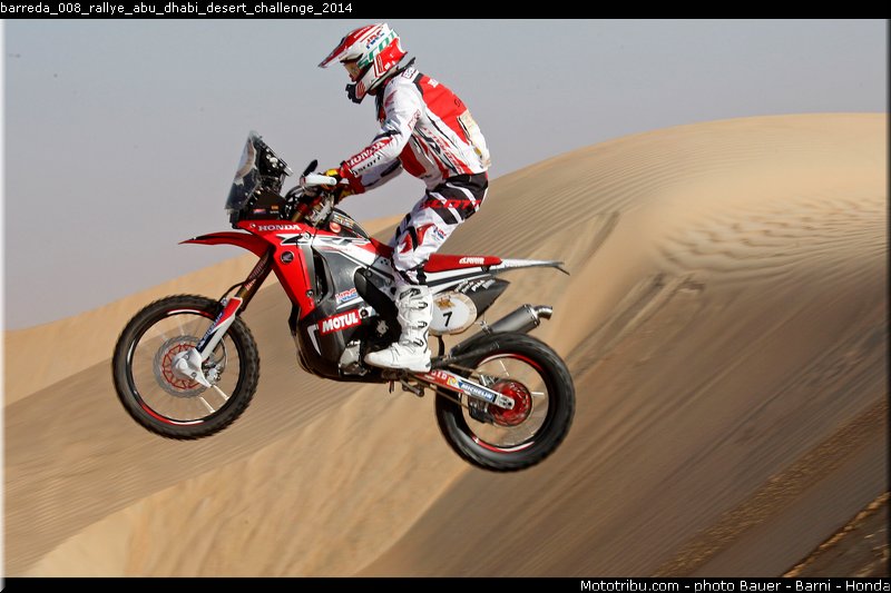 barreda_008_rallye_abu_dhabi_desert_challenge_2014