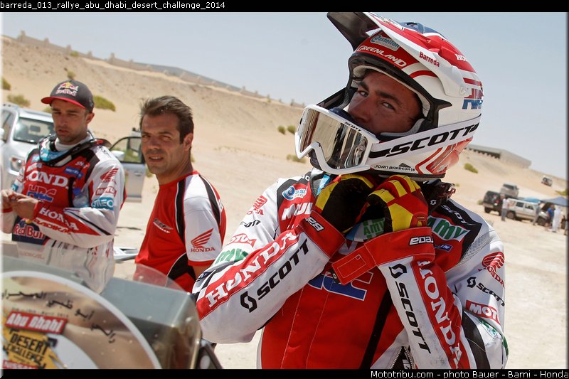 barreda_013_rallye_abu_dhabi_desert_challenge_2014