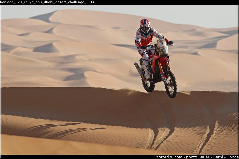 barreda_020_rallye_abu_dhabi_desert_challenge_2014