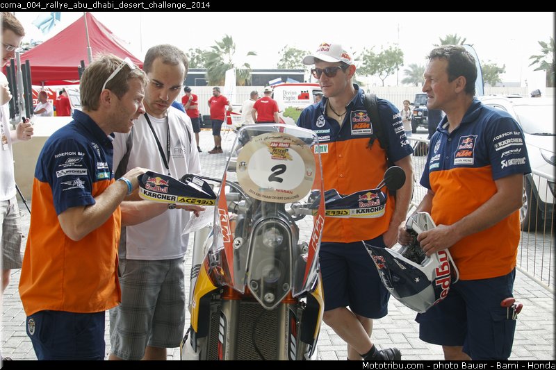 coma_004_rallye_abu_dhabi_desert_challenge_2014