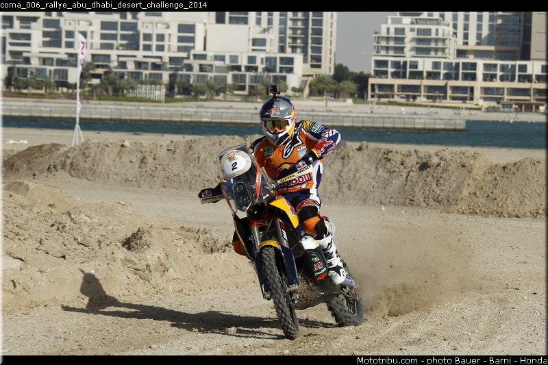 coma_006_rallye_abu_dhabi_desert_challenge_2014