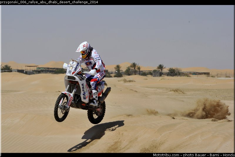 przygonski_006_rallye_abu_dhabi_desert_challenge_2014