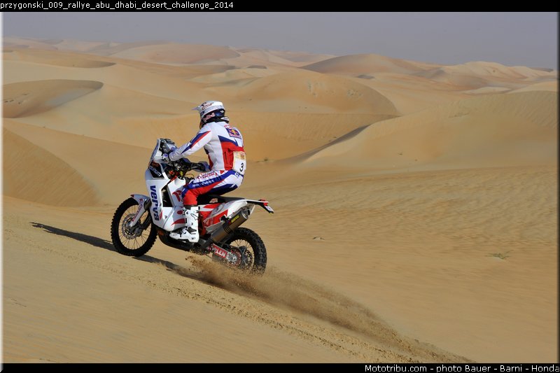 przygonski_009_rallye_abu_dhabi_desert_challenge_2014