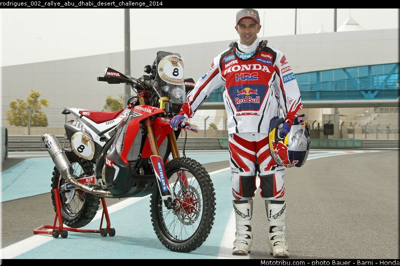 rodrigues_002_rallye_abu_dhabi_desert_challenge_2014
