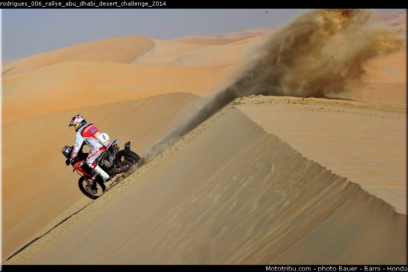 rodrigues_006_rallye_abu_dhabi_desert_challenge_2014