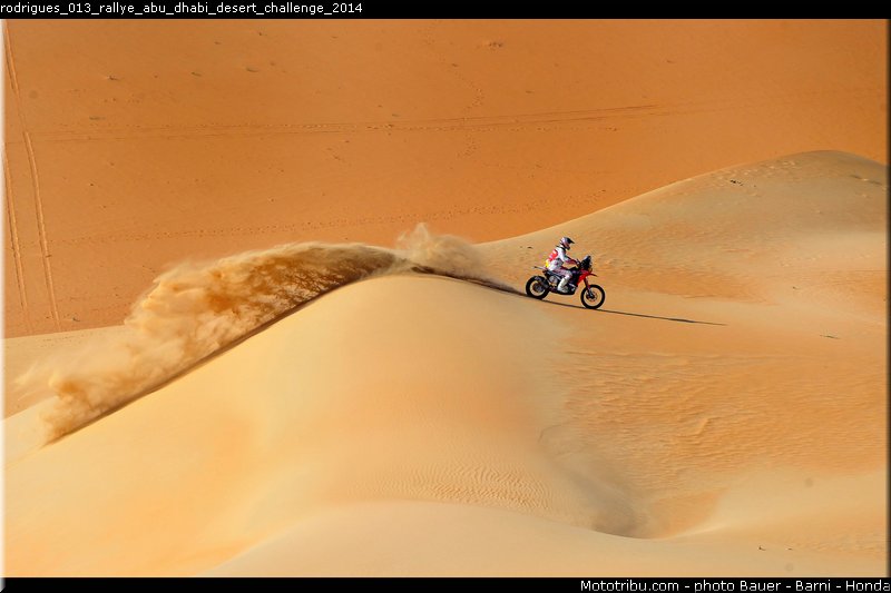 rodrigues_013_rallye_abu_dhabi_desert_challenge_2014