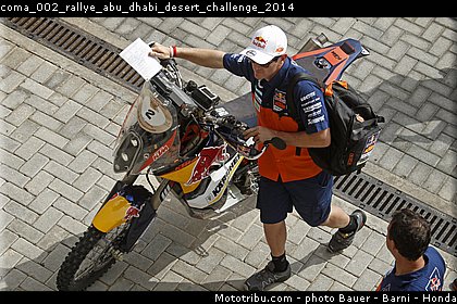 coma_002_rallye_abu_dhabi_desert_challenge_2014.jpg