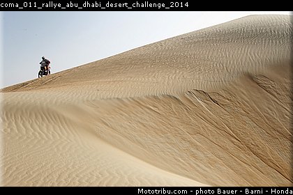 coma_011_rallye_abu_dhabi_desert_challenge_2014.jpg