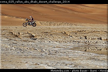 coma_025_rallye_abu_dhabi_desert_challenge_2014.jpg