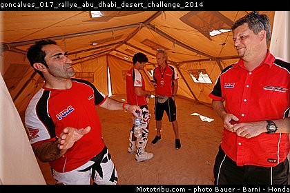 goncalves_017_rallye_abu_dhabi_desert_challenge_2014.jpg