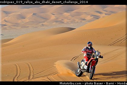 rodrigues_019_rallye_abu_dhabi_desert_challenge_2014.jpg