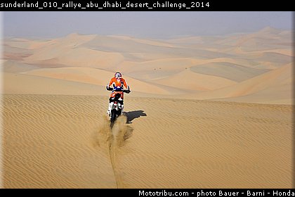 sunderland_010_rallye_abu_dhabi_desert_challenge_2014.jpg