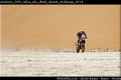 viladoms_009_rallye_abu_dhabi_desert_challenge_2014.jpg