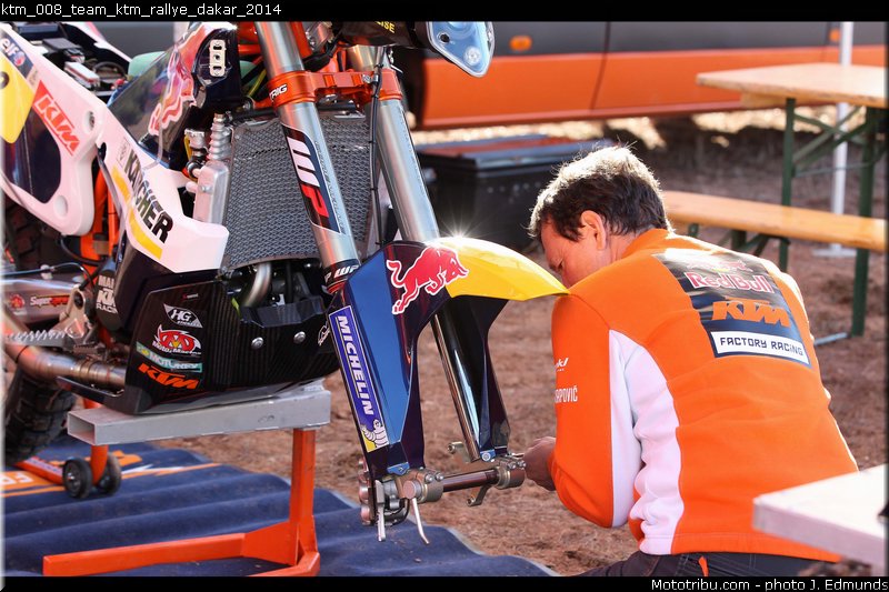 ktm_008_team_ktm_rallye_dakar_2014