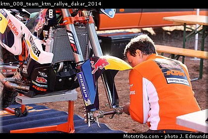 ktm_008_team_ktm_rallye_dakar_2014.jpg