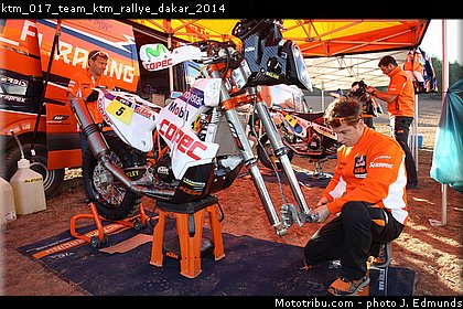 ktm_017_team_ktm_rallye_dakar_2014.jpg