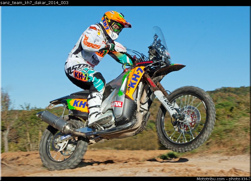 sanz_team_kh7_dakar_2014_003