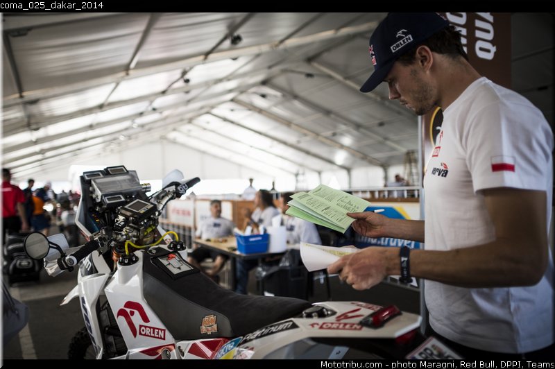 coma_025_dakar_2014