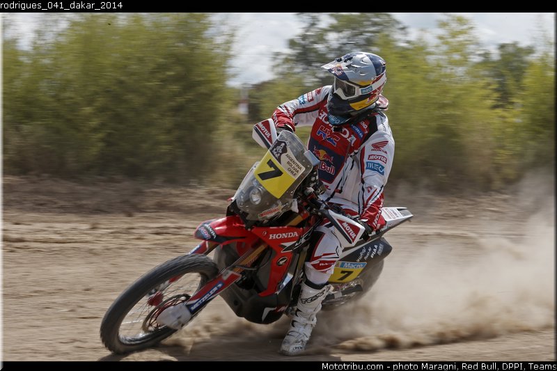 rodrigues_041_dakar_2014