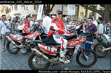 ambiance_102_dakar_2014.jpg