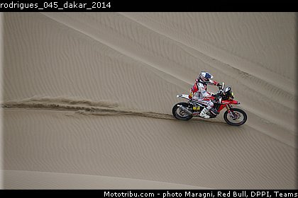 rodrigues_045_dakar_2014.jpg