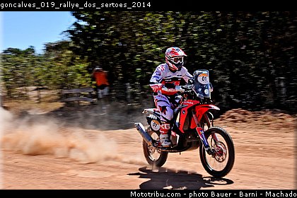 goncalves_019_rallye_dos_sertoes_2014.jpg