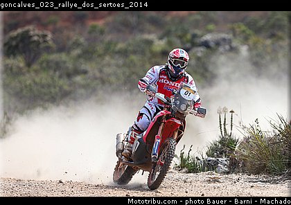 goncalves_023_rallye_dos_sertoes_2014.jpg