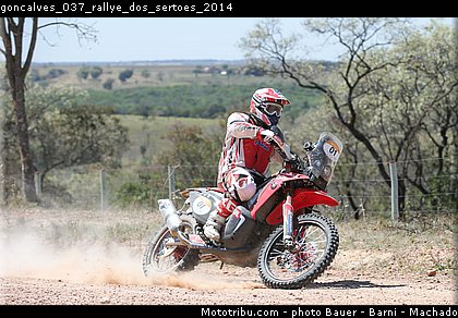 goncalves_037_rallye_dos_sertoes_2014.jpg