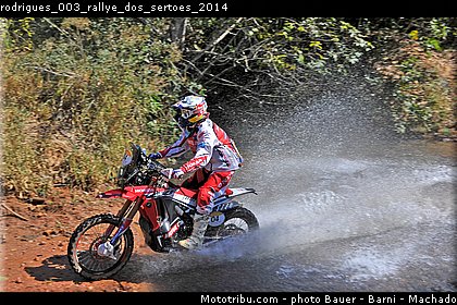 rodrigues_003_rallye_dos_sertoes_2014.jpg