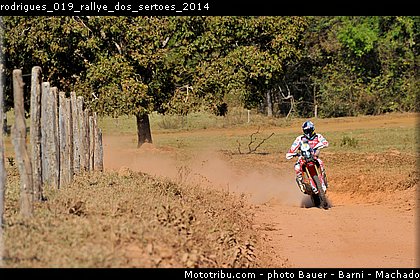 rodrigues_019_rallye_dos_sertoes_2014.jpg