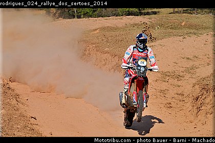rodrigues_024_rallye_dos_sertoes_2014.jpg