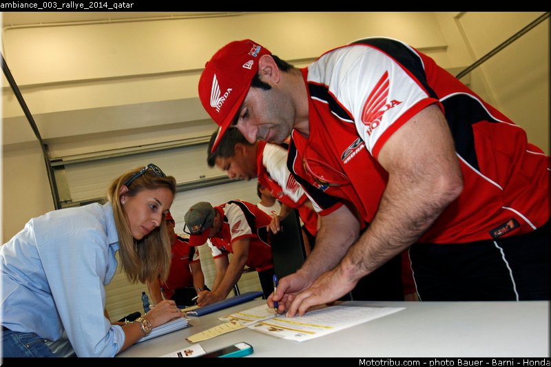 ambiance_003_rallye_2014_qatar