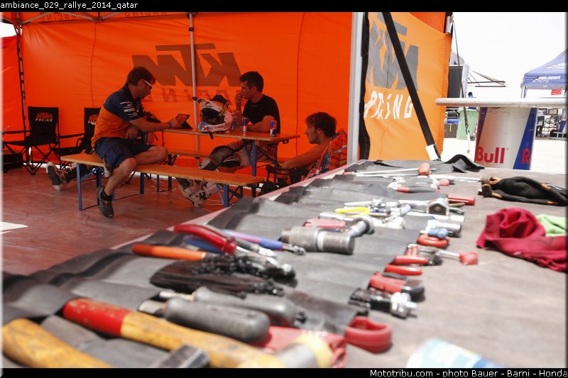 ambiance_029_rallye_2014_qatar