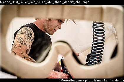 brabec_013_rallye_raid_2015_abu_dhabi_desert_challenge.jpg