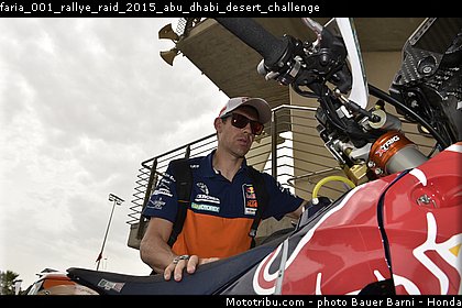 faria_001_rallye_raid_2015_abu_dhabi_desert_challenge.jpg