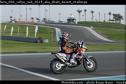 faria_006_rallye_raid_2015_abu_dhabi_desert_challenge.jpg