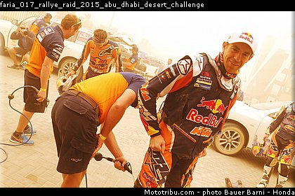 faria_017_rallye_raid_2015_abu_dhabi_desert_challenge.jpg