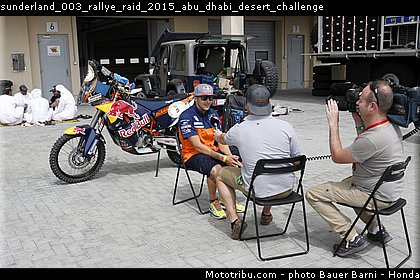 sunderland_003_rallye_raid_2015_abu_dhabi_desert_challenge.jpg