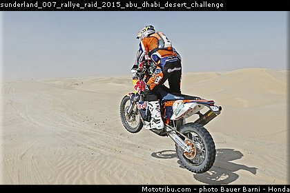 sunderland_007_rallye_raid_2015_abu_dhabi_desert_challenge.jpg