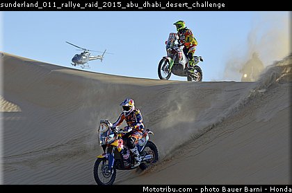 sunderland_011_rallye_raid_2015_abu_dhabi_desert_challenge.jpg