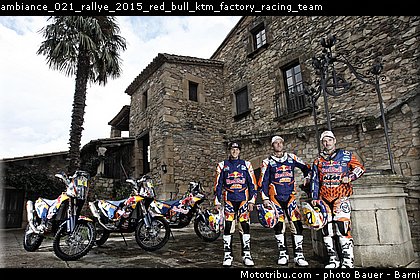 ambiance_021_rallye_2015_red_bull_ktm_factory_racing_team.jpg