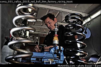 coma_031_rallye_2015_red_bull_ktm_factory_racing_team.jpg