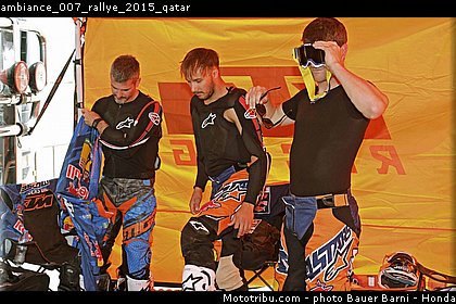 ambiance_007_rallye_2015_qatar.jpg
