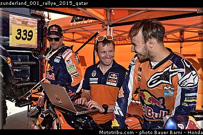 sunderland_001_rallye_2015_qatar.jpg